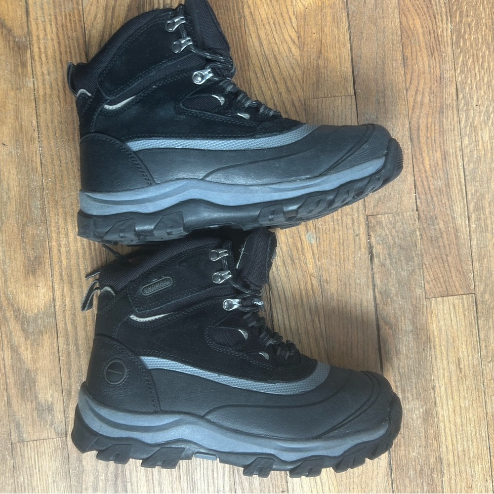 Black Snow Boots